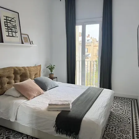 Antique Soul In Bcn Apartment *