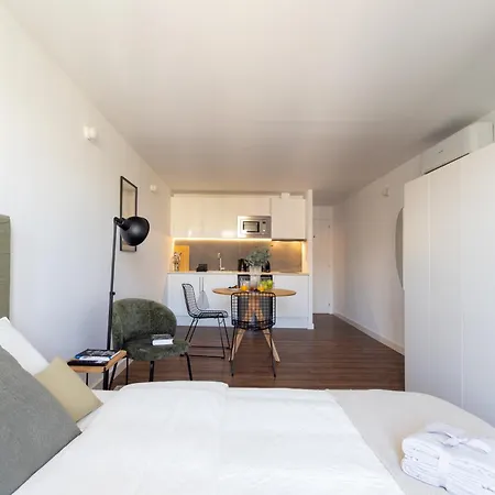 Antique Soul & Ramblas Apartment Barcelona