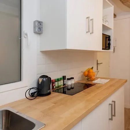 Antique Soul & Ramblas Apartment Barcelona